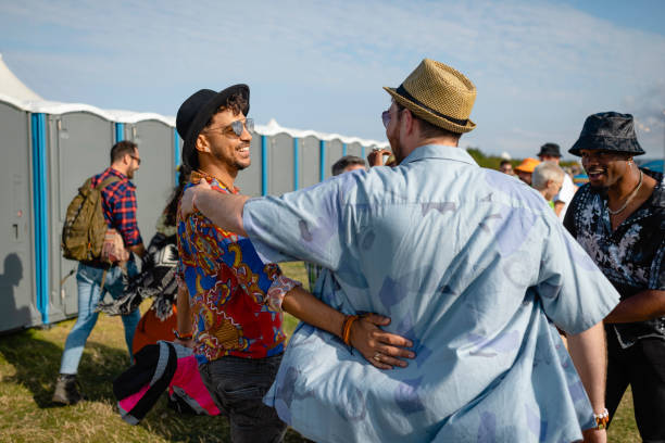 Porta potty rental for festivals in Level Park Oak Park, MI